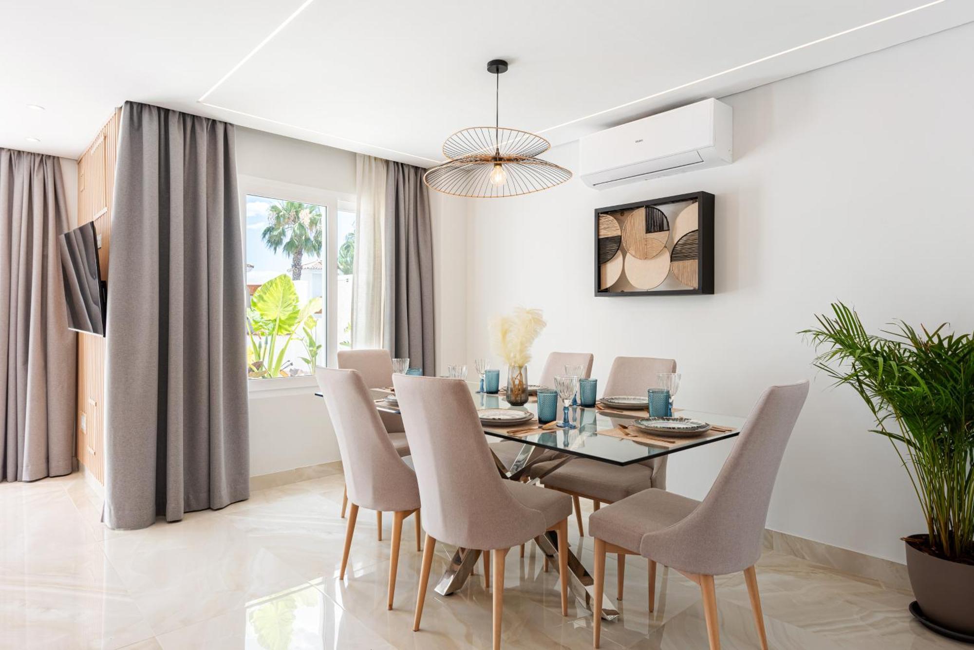 Villa U-nique Mar Baltico Benalmádena